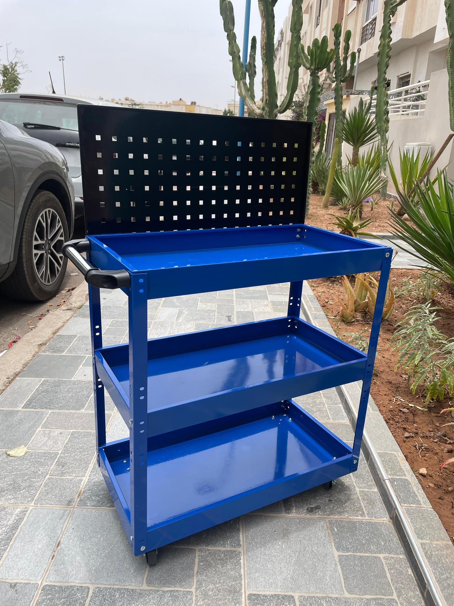 Chariot à outils 3 étages avec porte outils
