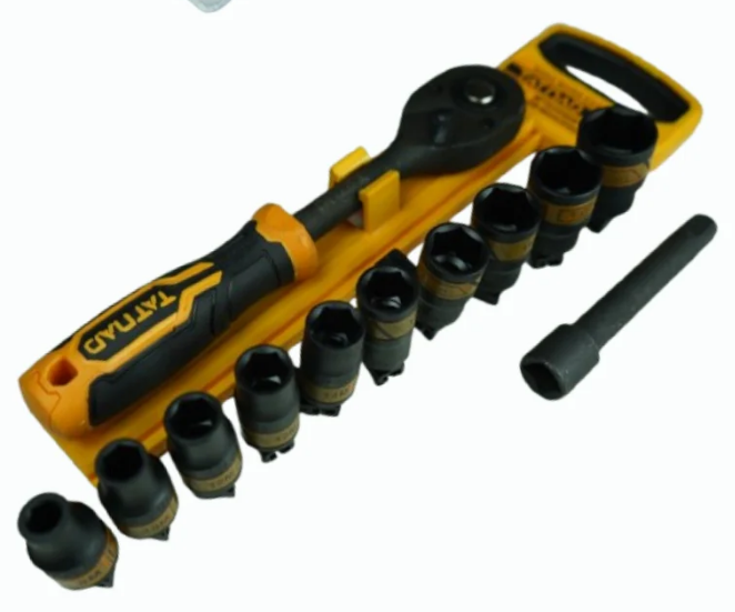 Jeu de clé à douille avec cliquet 12PCS